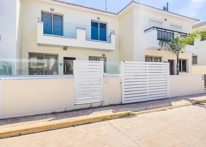 Villa Pernera Seaside - Sun, Sea, Poolside Bliss Protaras